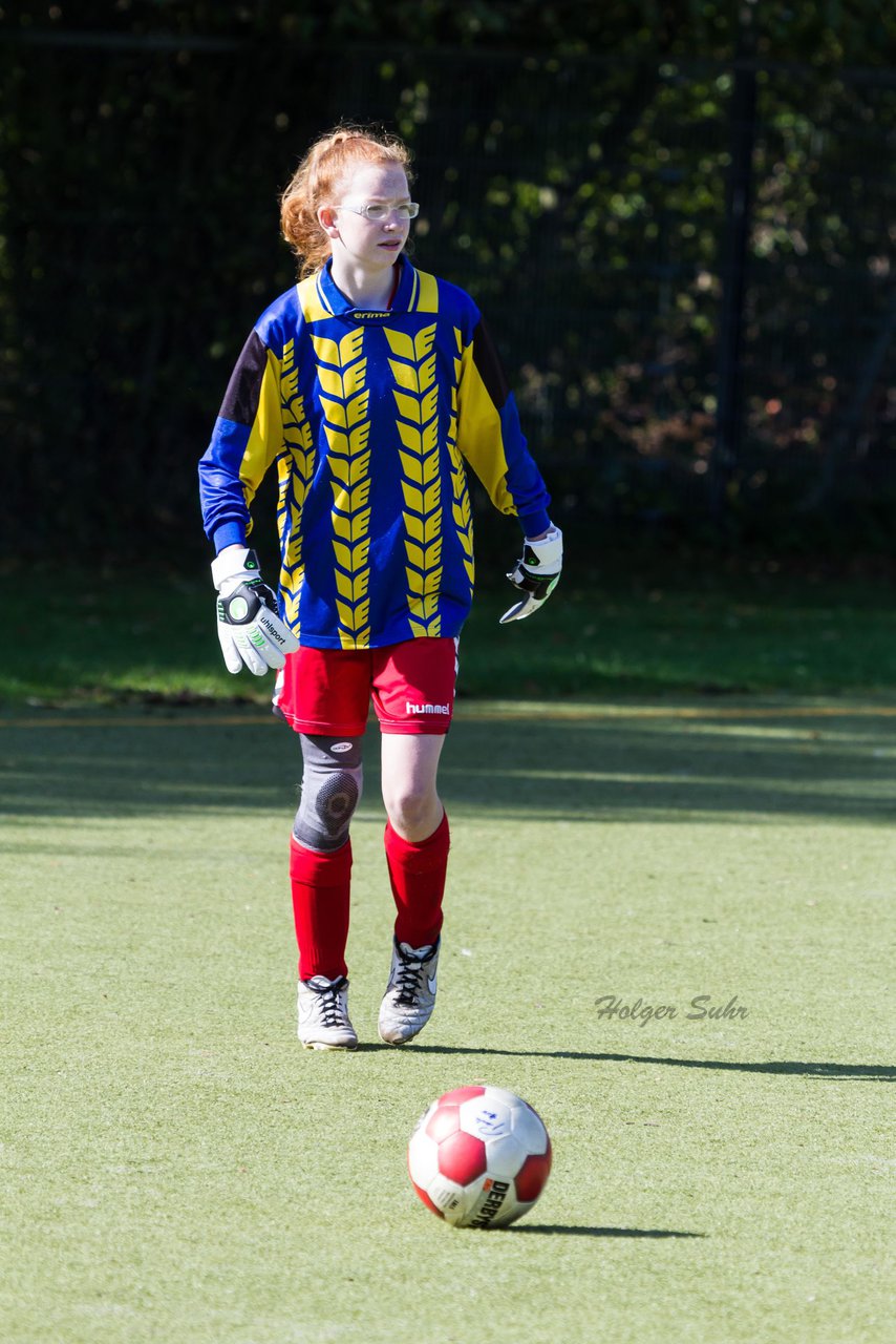 Bild 220 - C-Juniorinnen Kaltenkirchener TS - TuS Tensfeld : Ergebnis: 7:0